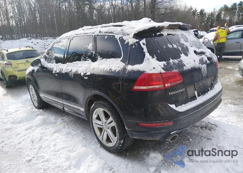 2014 Volkswagen Touareg Tdi R-Line z USA, uszkodzony, nr VIN WVGDP9BP2ED002422